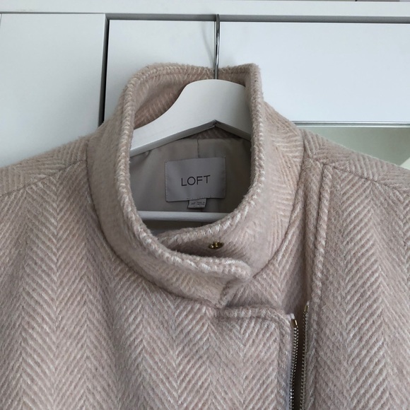 Jacket - Picture 3 of 4